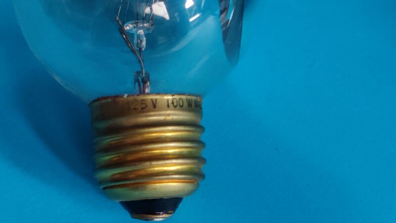 File:Episcoop E27 100W reflector text.jpg